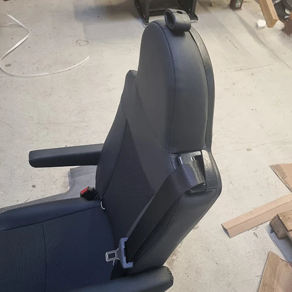 Mobiframe Single Taxi Seat on Rails with Seat Belt and Isofix