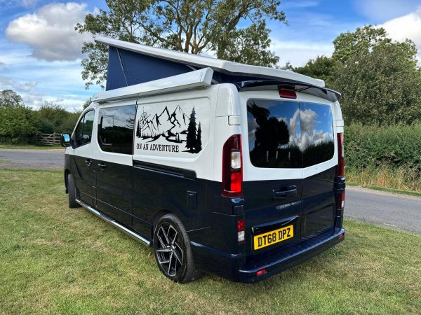 VAUXHALL VIVARO: PERFORMANCE, FEATURES, AND PRICING VAUXHALL VIVARO 2900 CDTI SPORTIVE POP TOP CAMPERVAN FOR SALE - Image 3