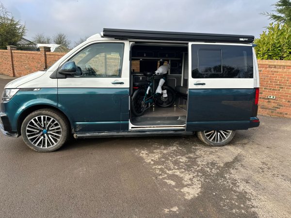 VW Transporter 2.0 TDI 110 BHP SWB - Image 19