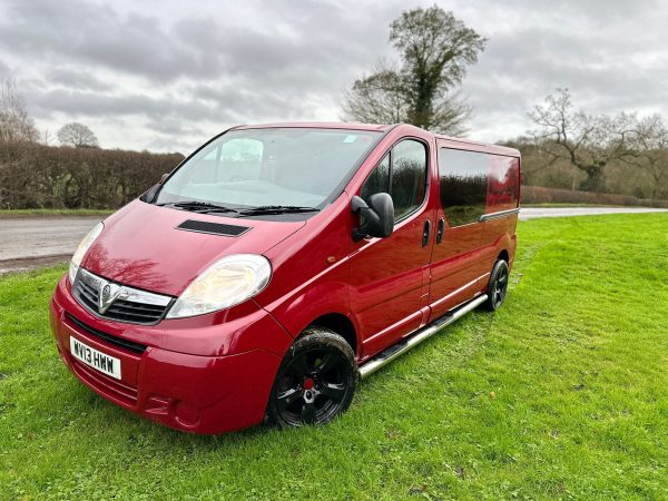 Vauxhall Vivaro 2013: Versatile & Efficient Van for Every Journey - Image 3